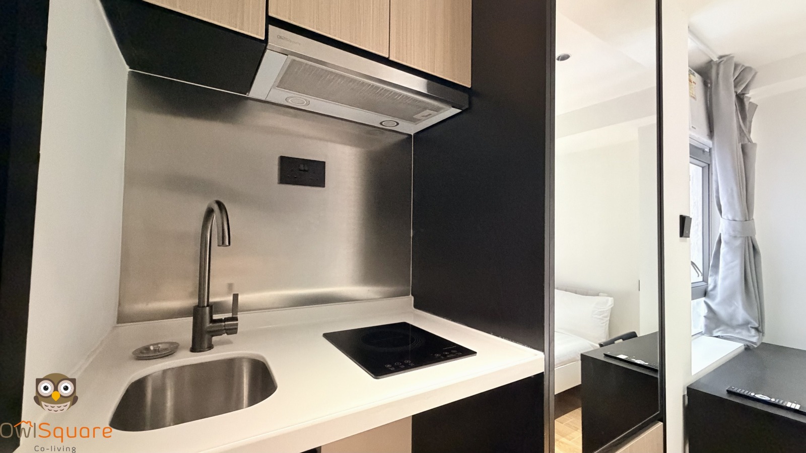 BHU subdivided unit — dedicated wardrobe storage space